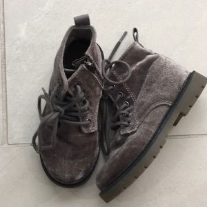 Zara size 24/7 Silver Boots